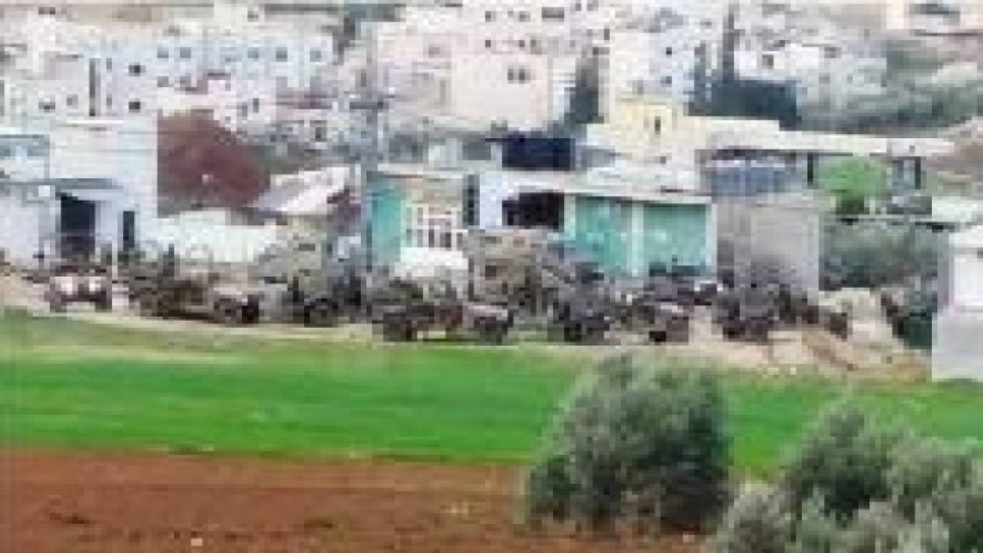 الاحتلال الاسرائيلي يواصل الحصار والتفتيش وتدمير المنازل في "الياسرية"