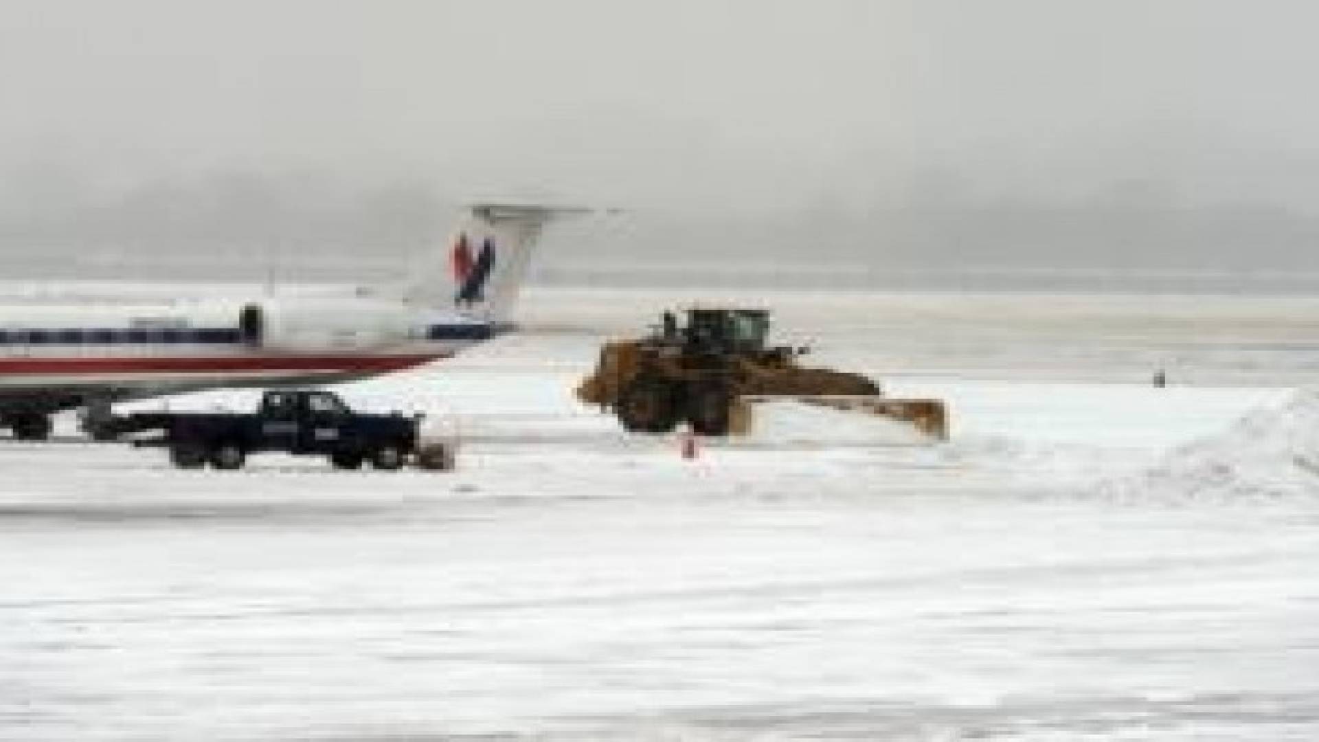 امريكيا .. الغاء 514 رحلة طيران بسبب العاصفة الثلجية