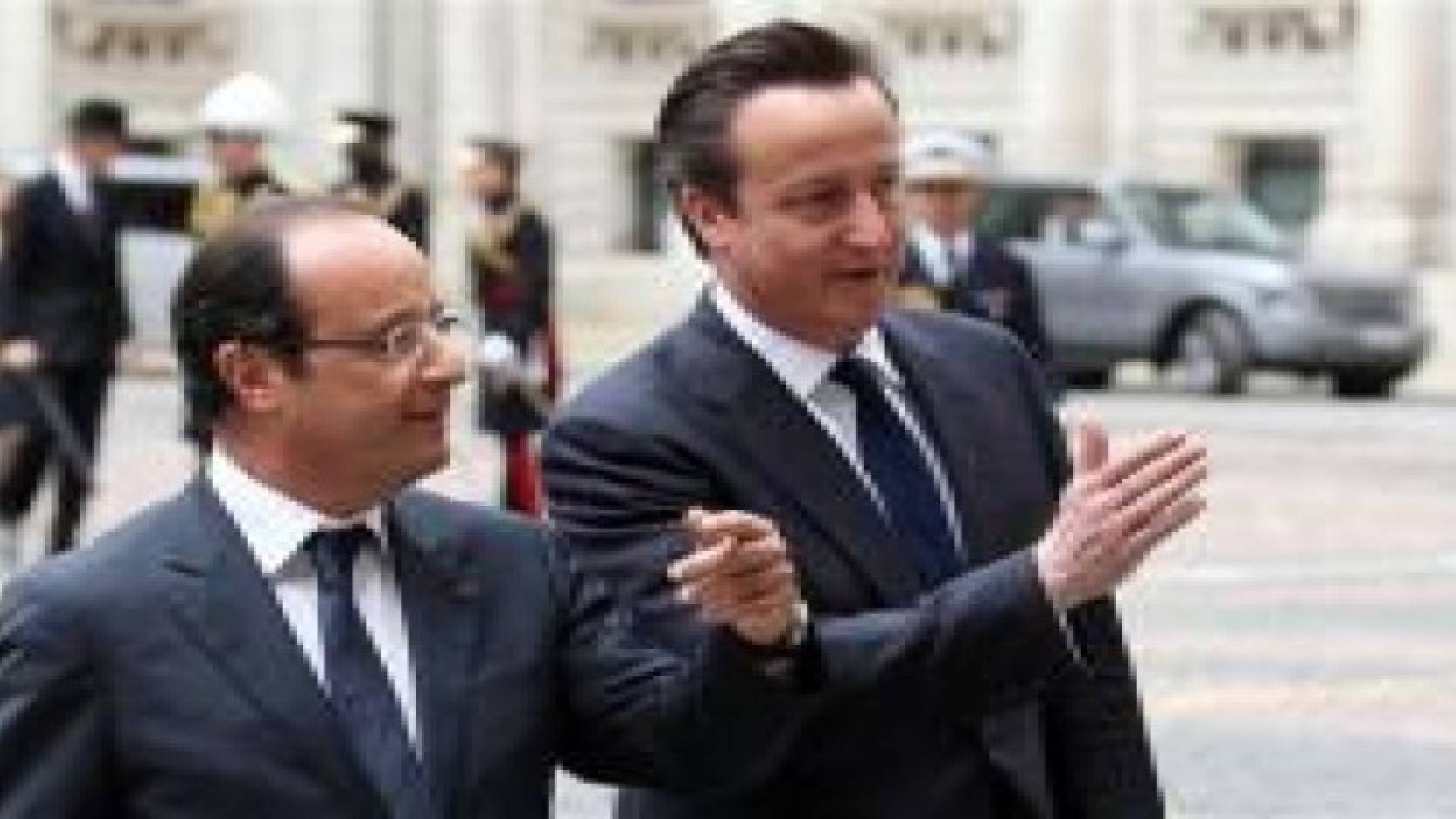 كاميرون وهولاند: داعش تهديد مشترك ولن نسمح للإرهاب بالتغلب علينا