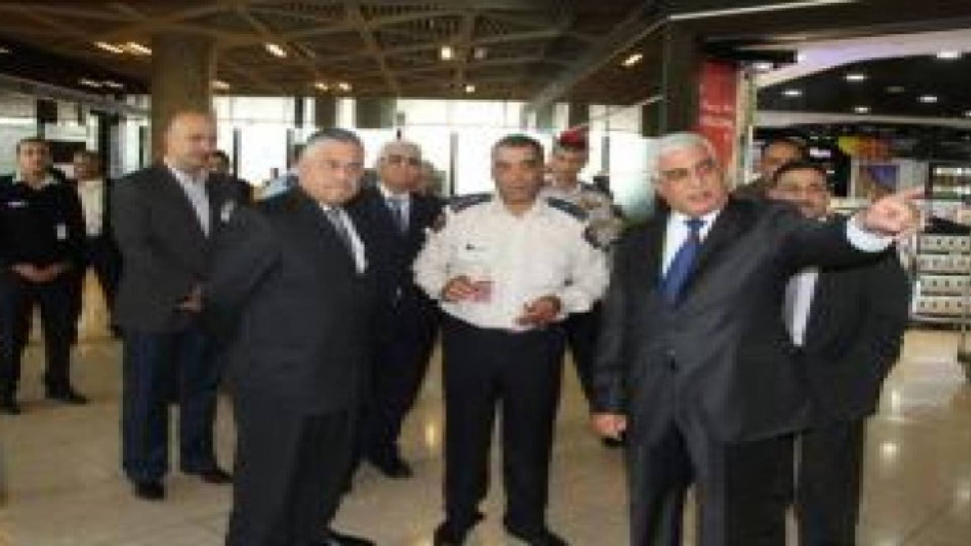 وزير المالية : تبسيط الاجراءات وتسهيل المعاملات الجمركية احدى اهم نواحي تشجيع الاستثمار