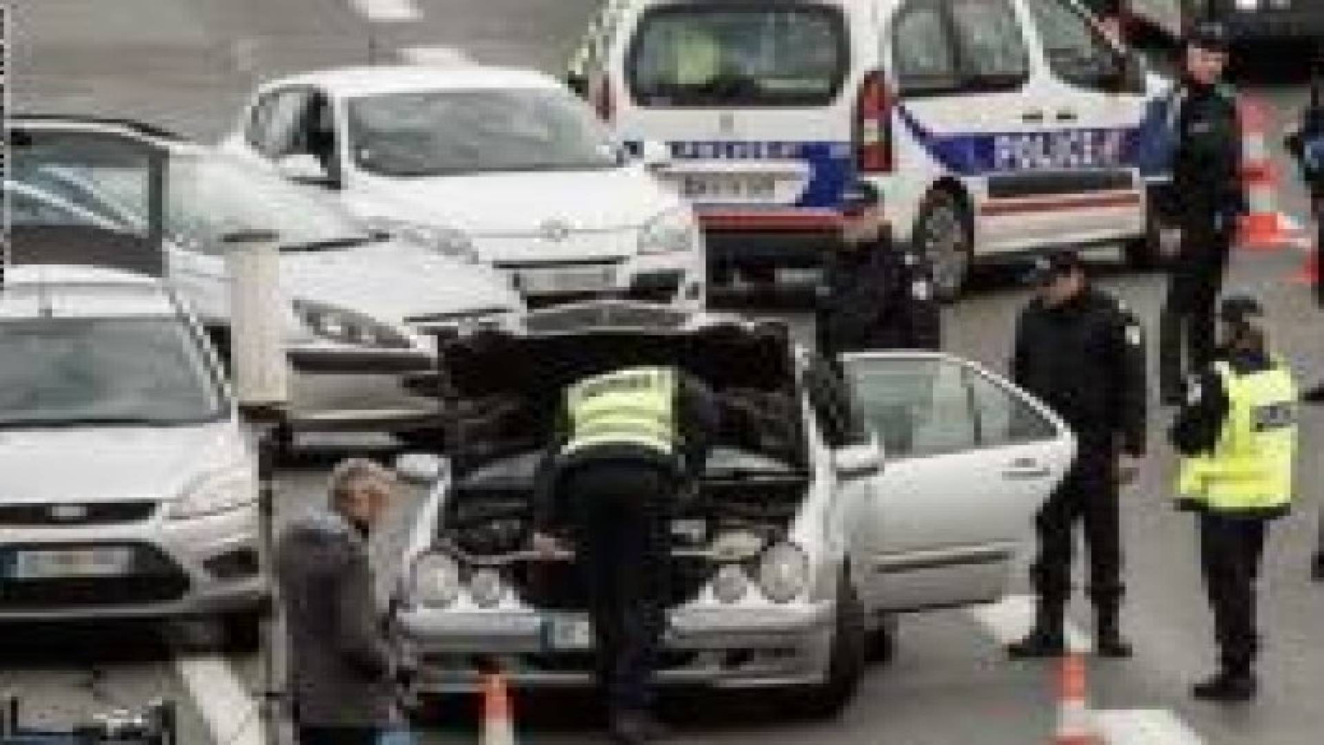 رئيس وزراء بلجيكا يعلن بقاء حالة الطوارئ في بروكسيل بالدرجة القصوى