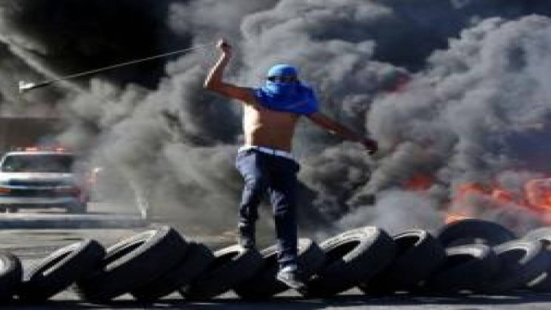 استطلاع: نصف الفلسطينيين يعتبرون أن ما يجري "انتفاضة"