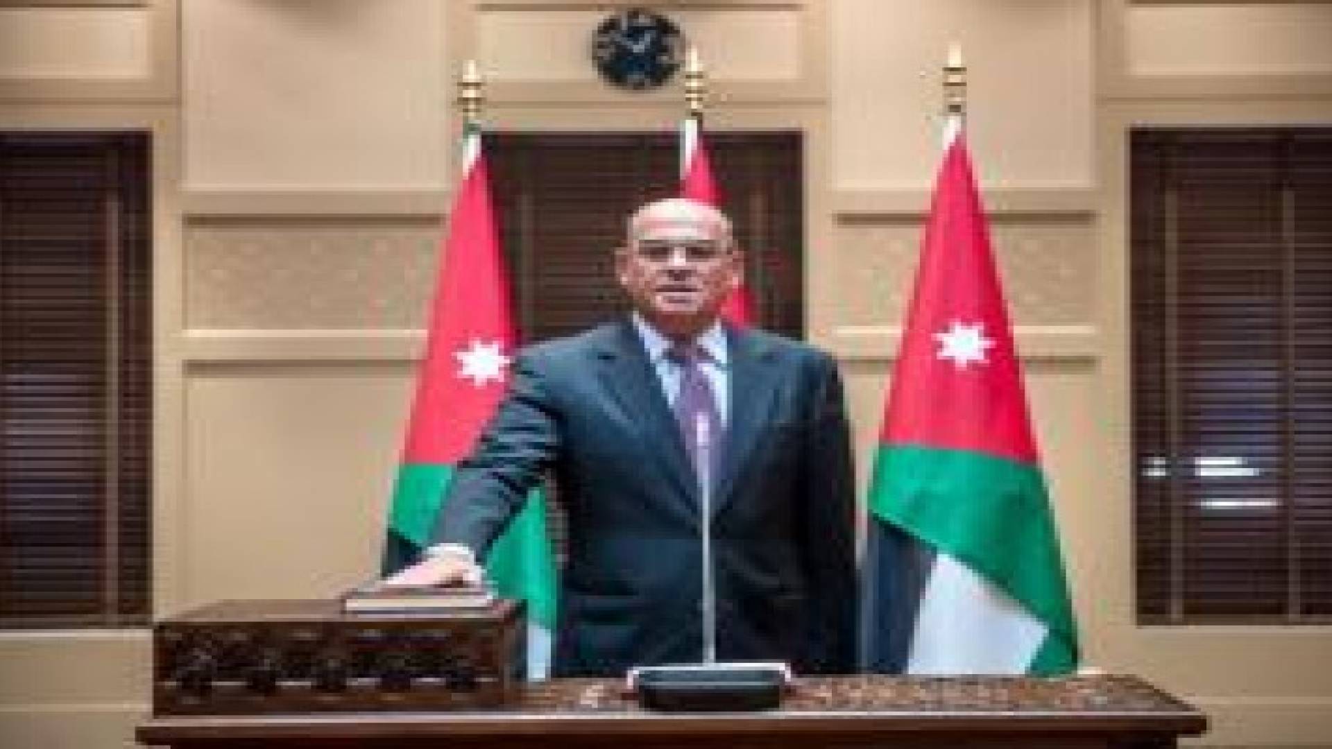 رئيس وعضو في هيئة مكافحة الفساد يؤديان اليمين القانونية أمام جلالة الملك