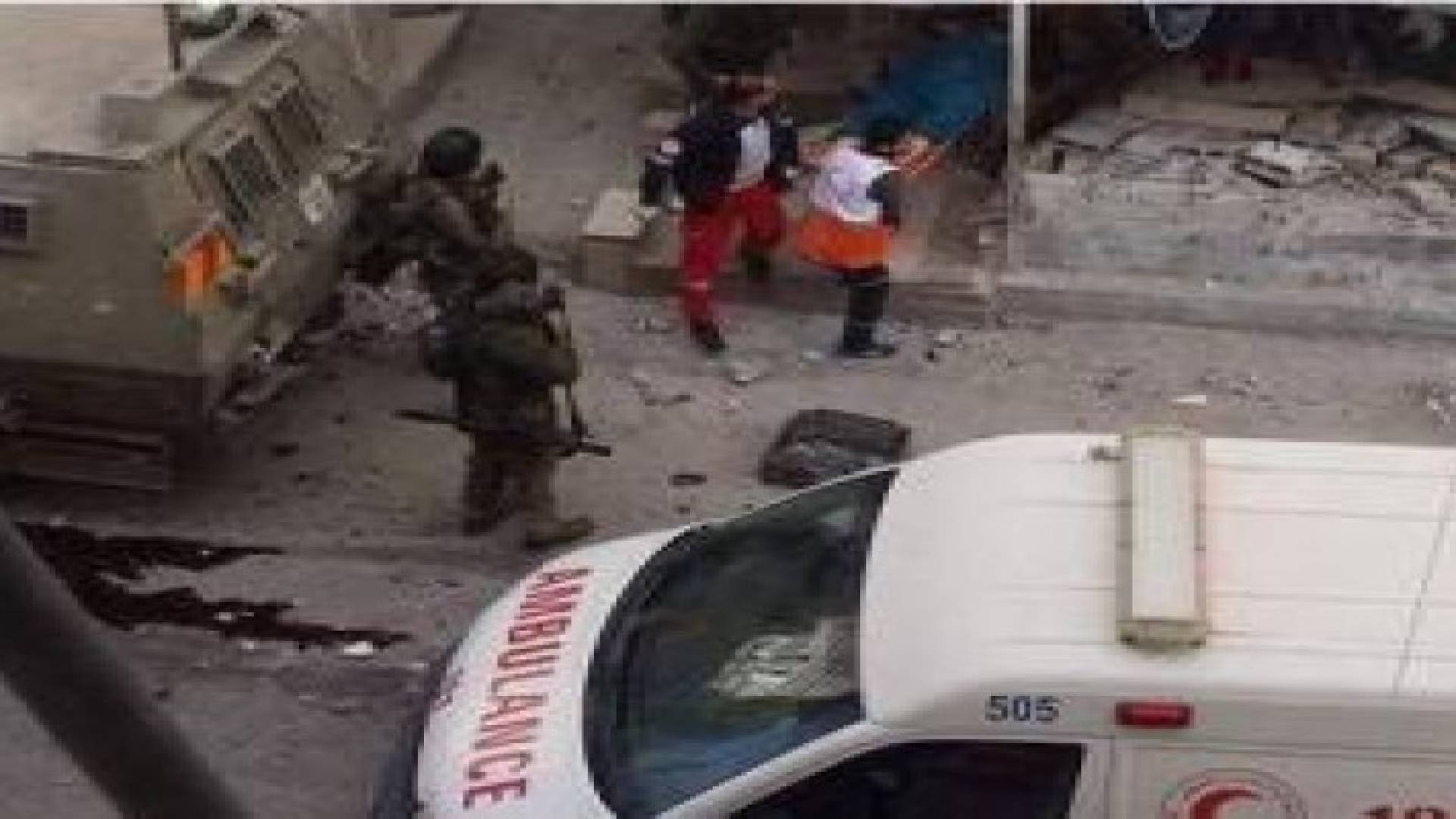 خمس إصابات بالرصاص الحي في اقتحام لمخيم الفوار