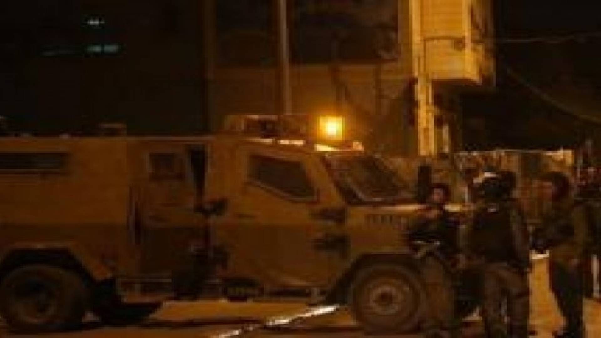 5 اصابات بالرصاص في مواجهات بدير جرير