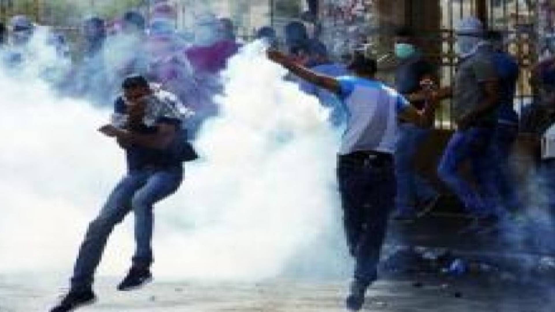 إصابة 111 فلسطينيا في مواجهات مع الجيش الإسرائيلي