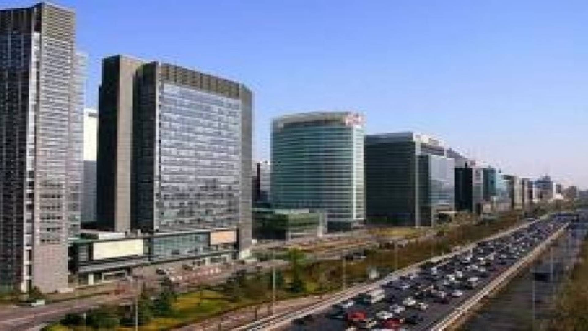 بكين : يجب تغيير نمط التنمية لتخفيف من الزيادة السكانية