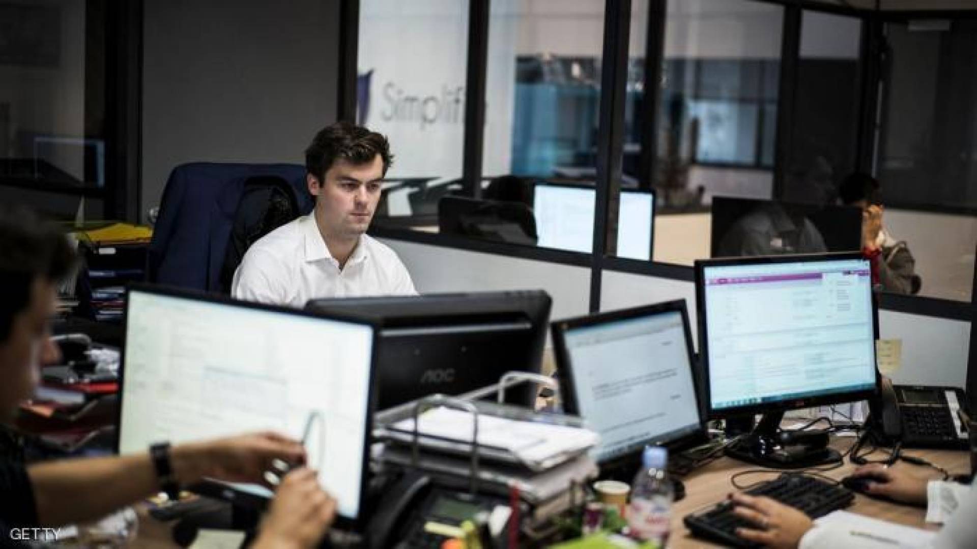 دراسة: الابتعاد عن المدير يريح الموظفين