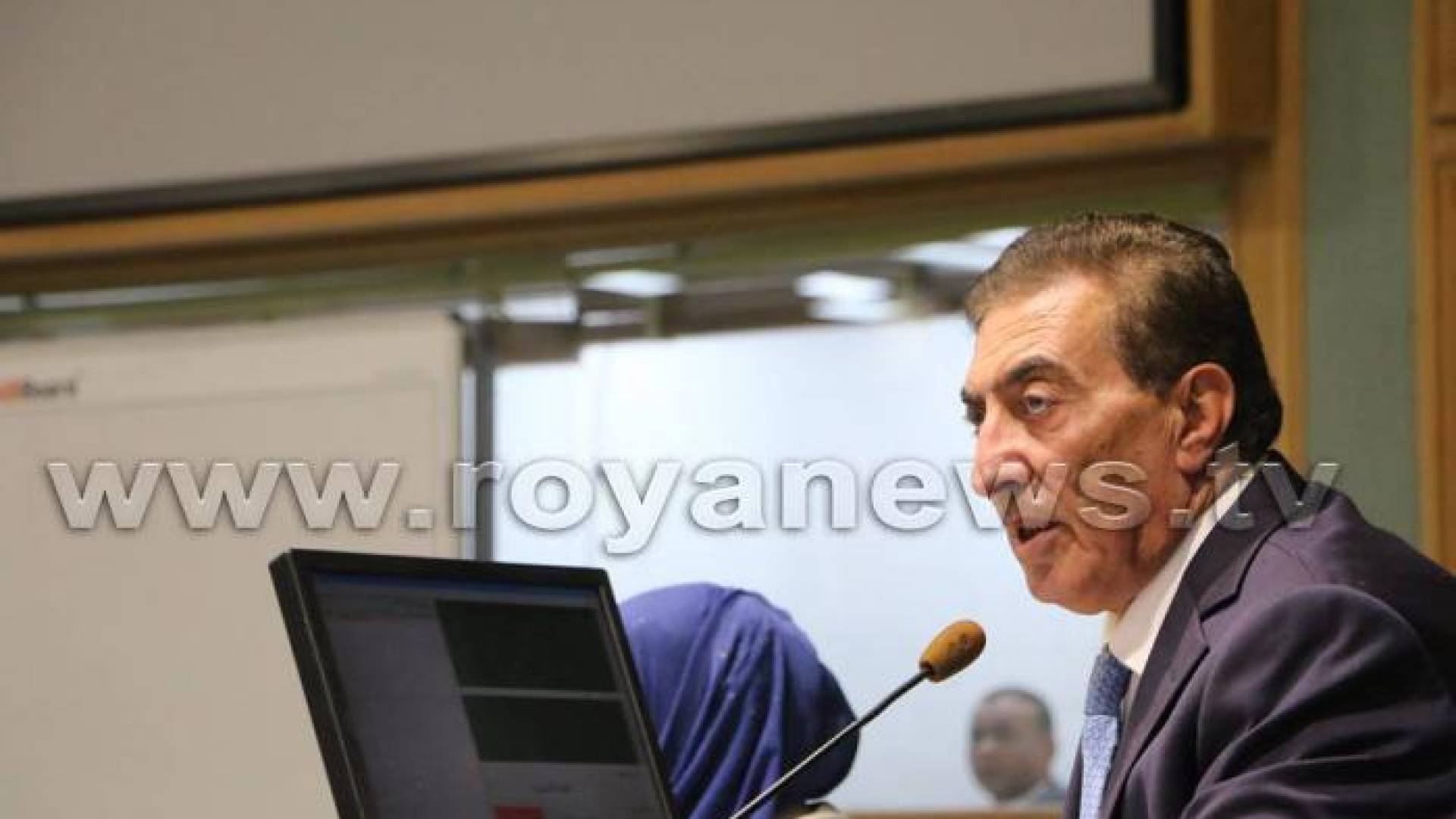 النواب يختارون أعضاء لجنة النزاهة النيابية و التربية والخدمات والحريات