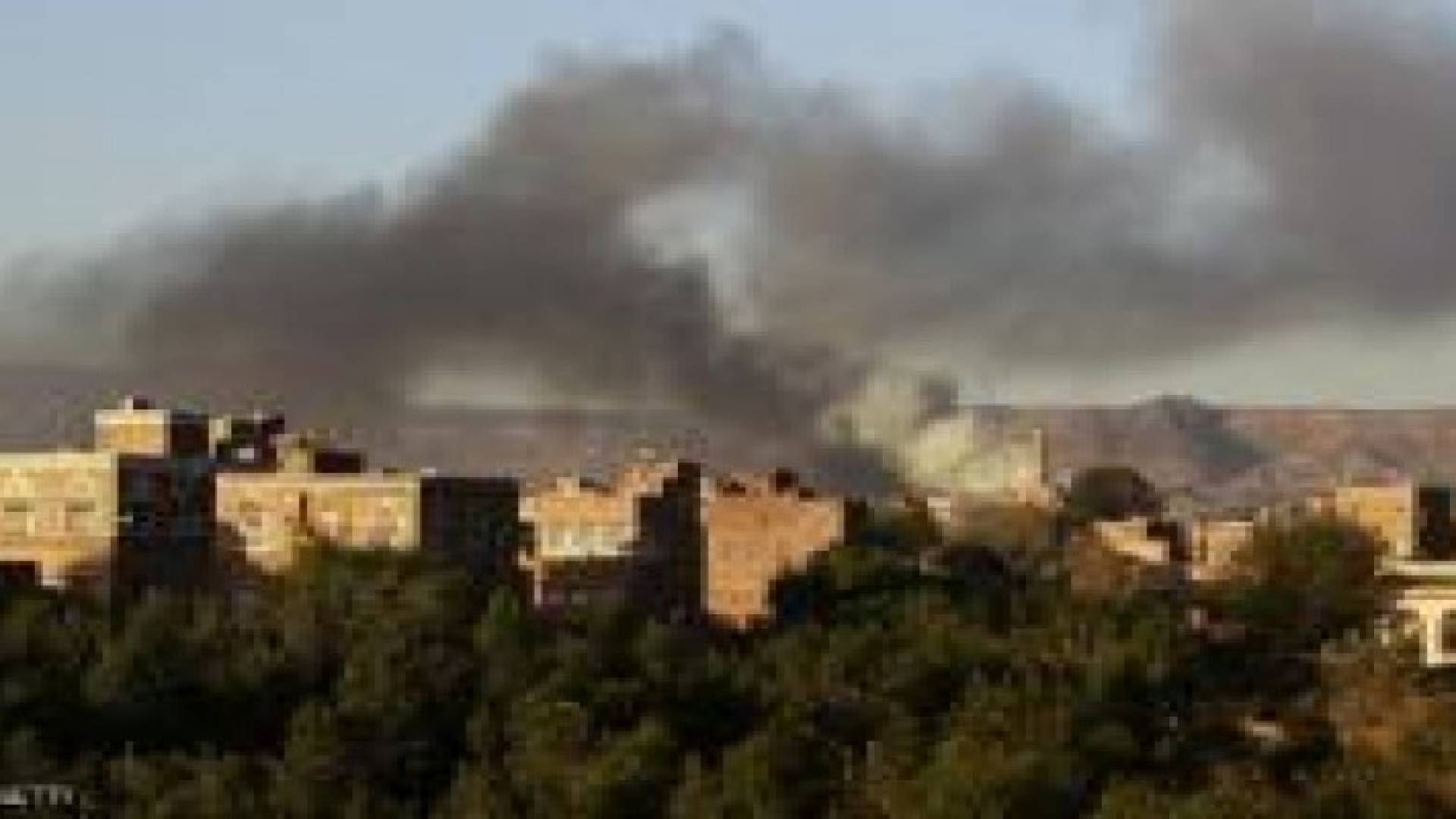 غارات وقصف للتحالف على مواقع للحوثيين بتعز وشبوة