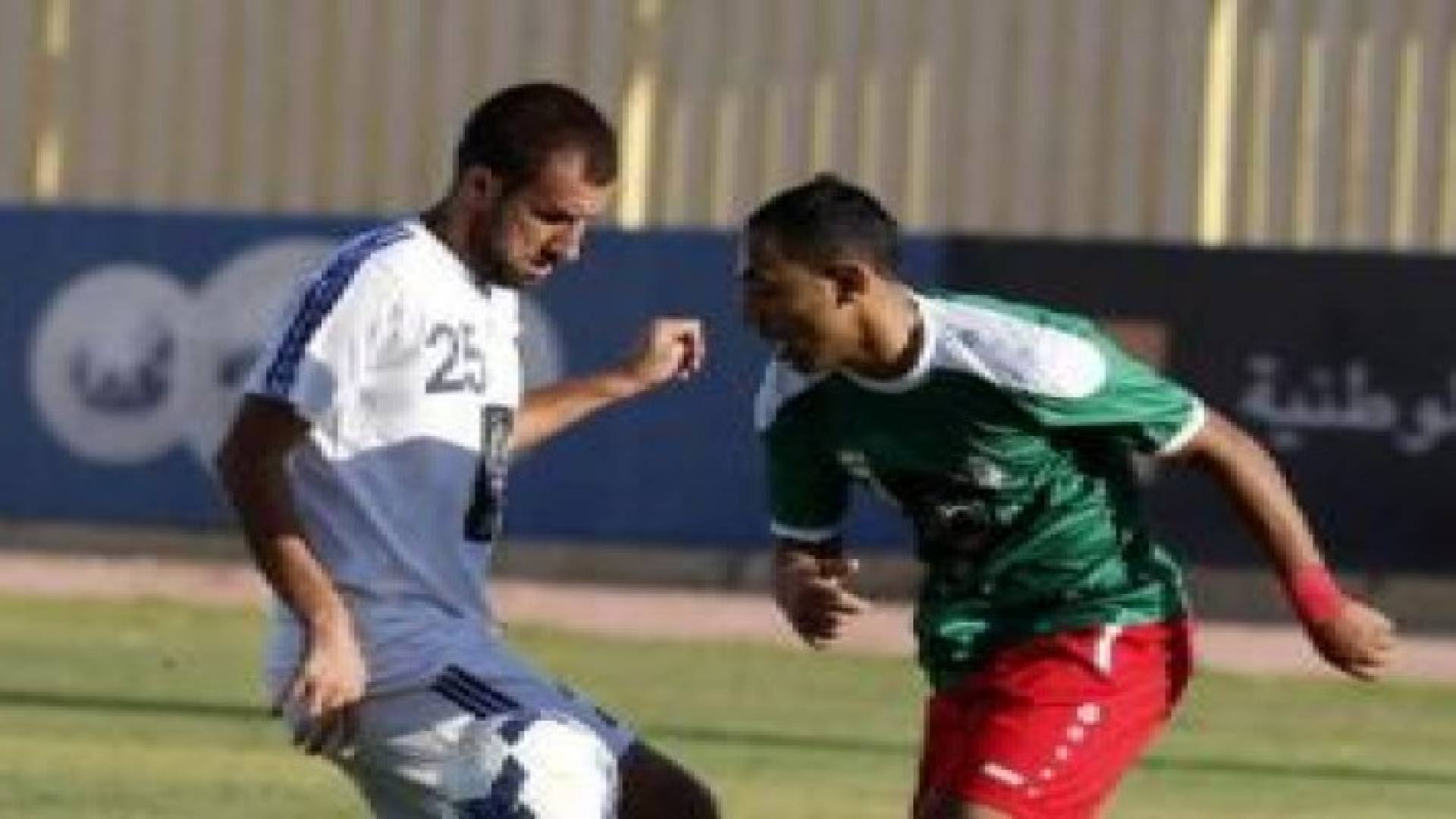 الوحدات يفوز على ذات راس ويستعيد صدارة الدوري