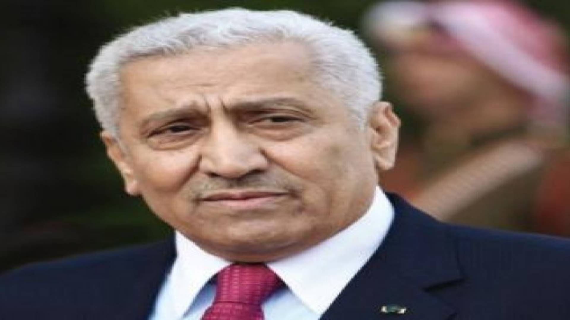 النسور يلتقي موردي القمح والشعير ويؤكد ان لا تهاون في المواصفات