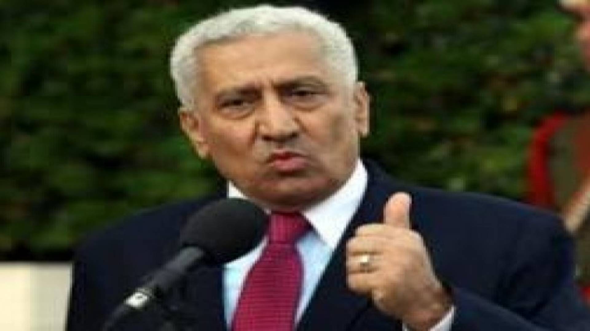 النسور : ملتزمون بإنفاق كامل المنحة الخليجية بشفافية مطلقة