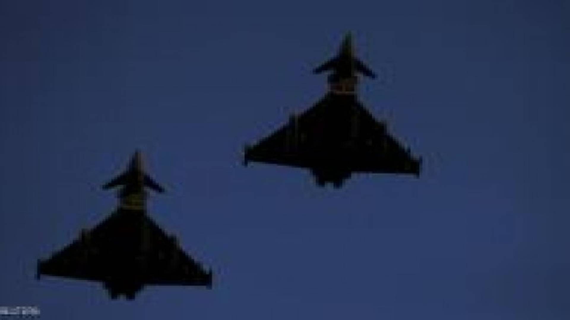 الطائرات البريطانية تبدأ بقصف داعش الارهابي في سوريا