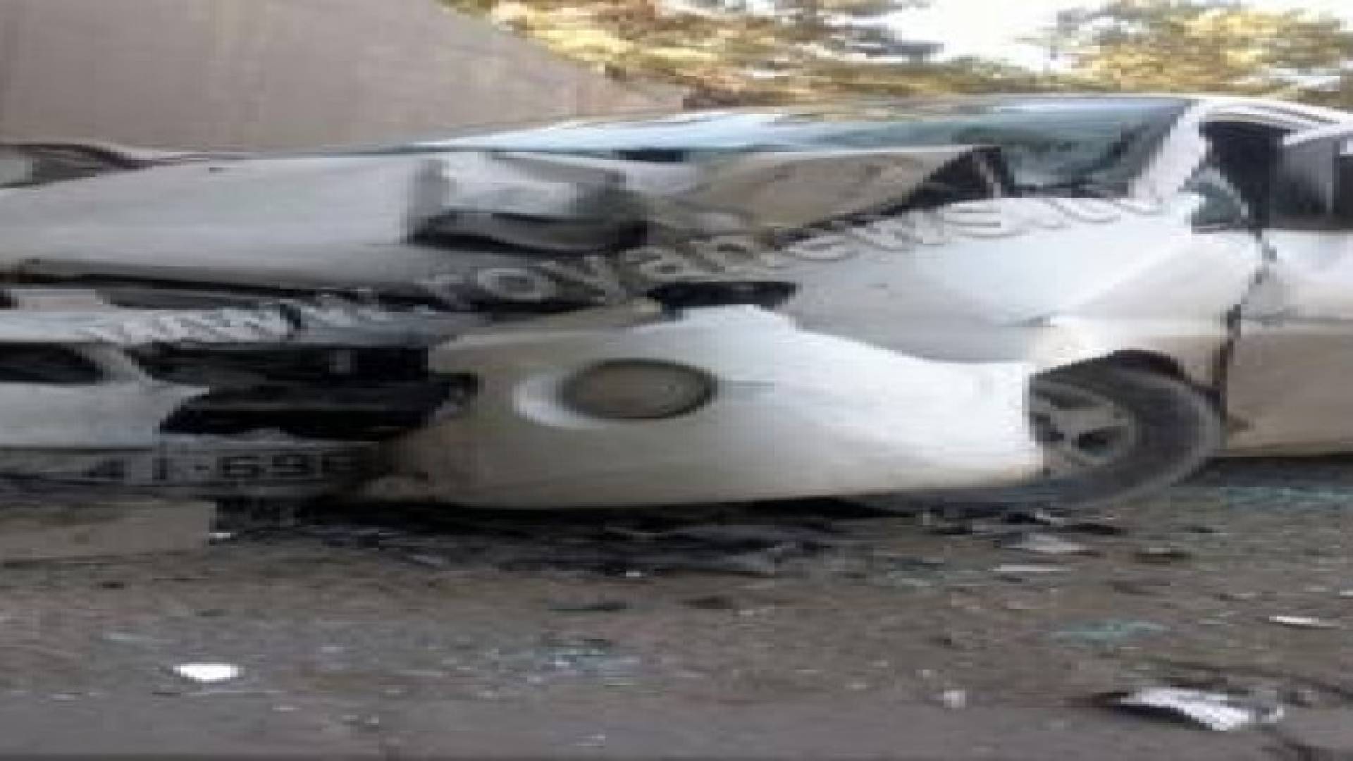 أزمة سير خانقة على طريق المطار اثر حادث سير . .صورة