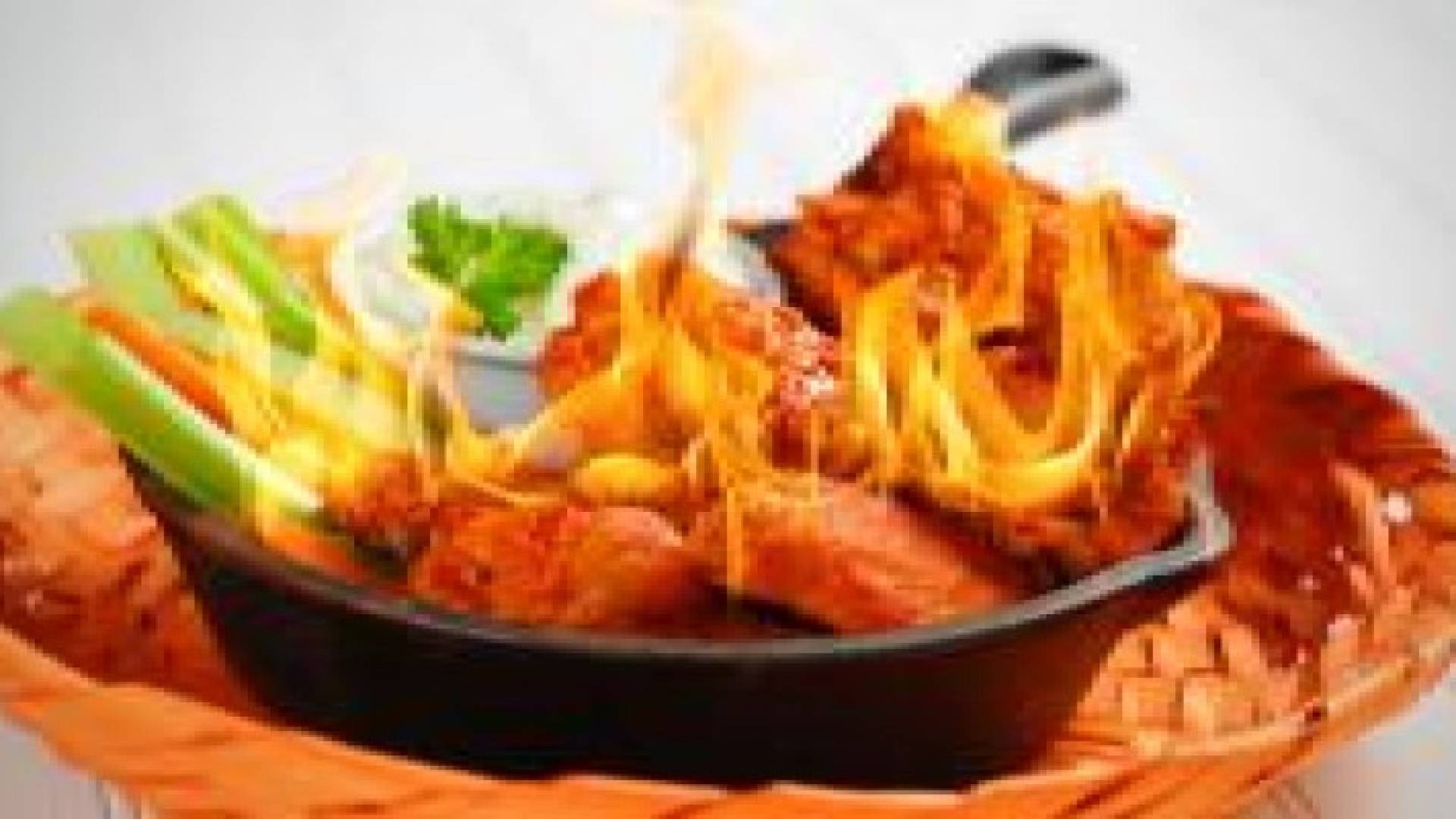 دراسة: تناول الأطعمة الحارة "قد يطيل العمر"