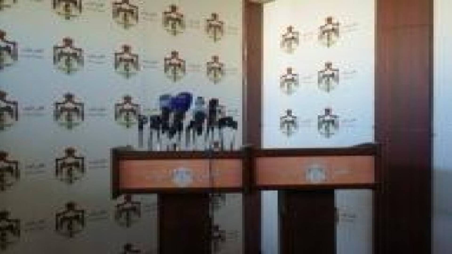 الحكومة تتراجع عن قرار رفع اسعار الغاز المنزلي و تعدل رسوم الترخيص