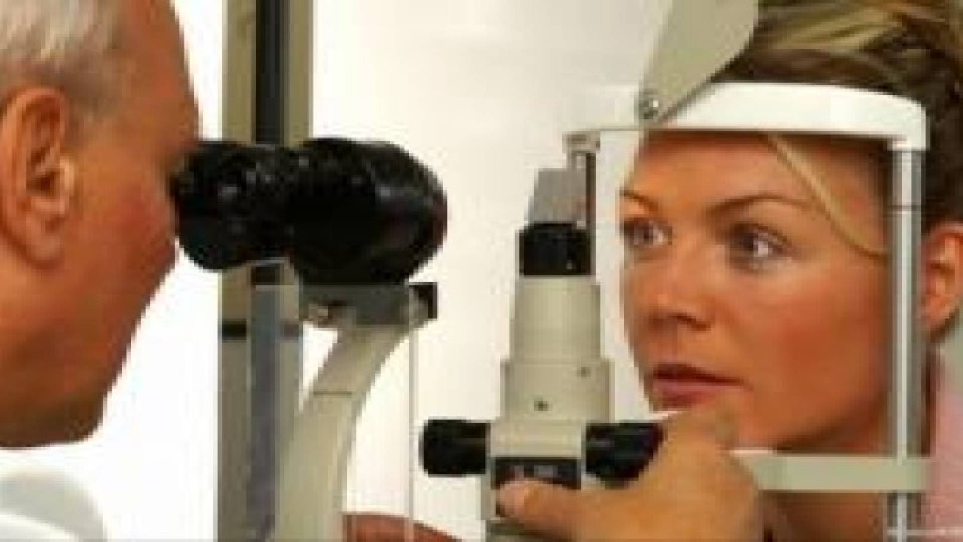 التيار الكهربائي لعلاج "المياه الزرقاء"