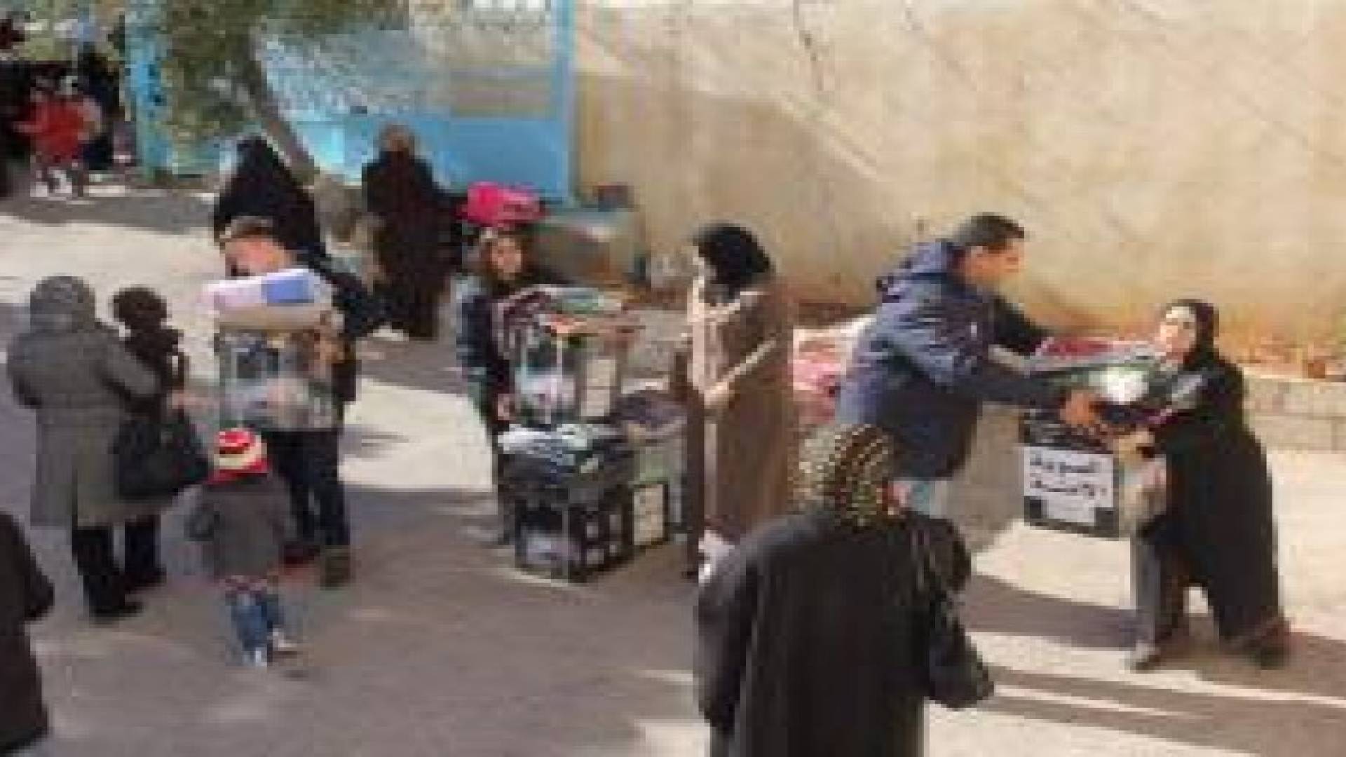 الكاريتاس الأردنية توزع معونة الشتاء على 15 الف أسرة