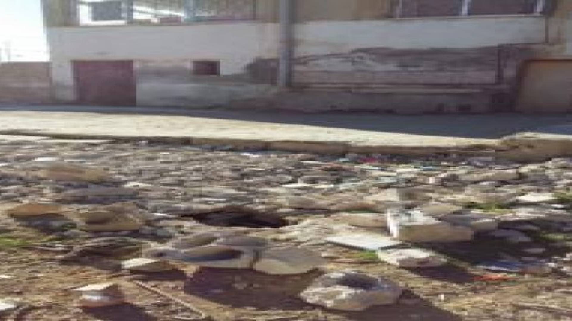 تهدم في حفرة امتصاصية داخل مدرسة في الموقر تهدد حياة الطلبة