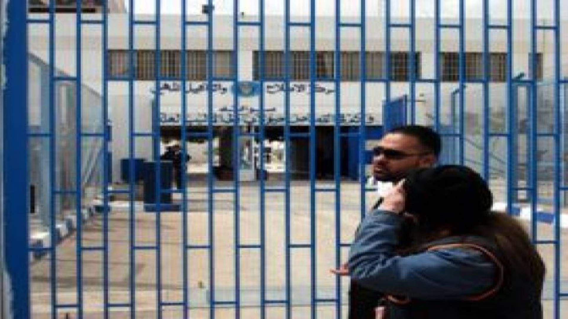 لجنة تحقيق بوفاة نزيل في سجن سواقة