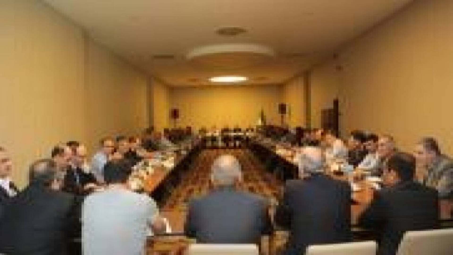 انسحاب فصيل بارز من مؤتمر المعارضة السورية في الرياض