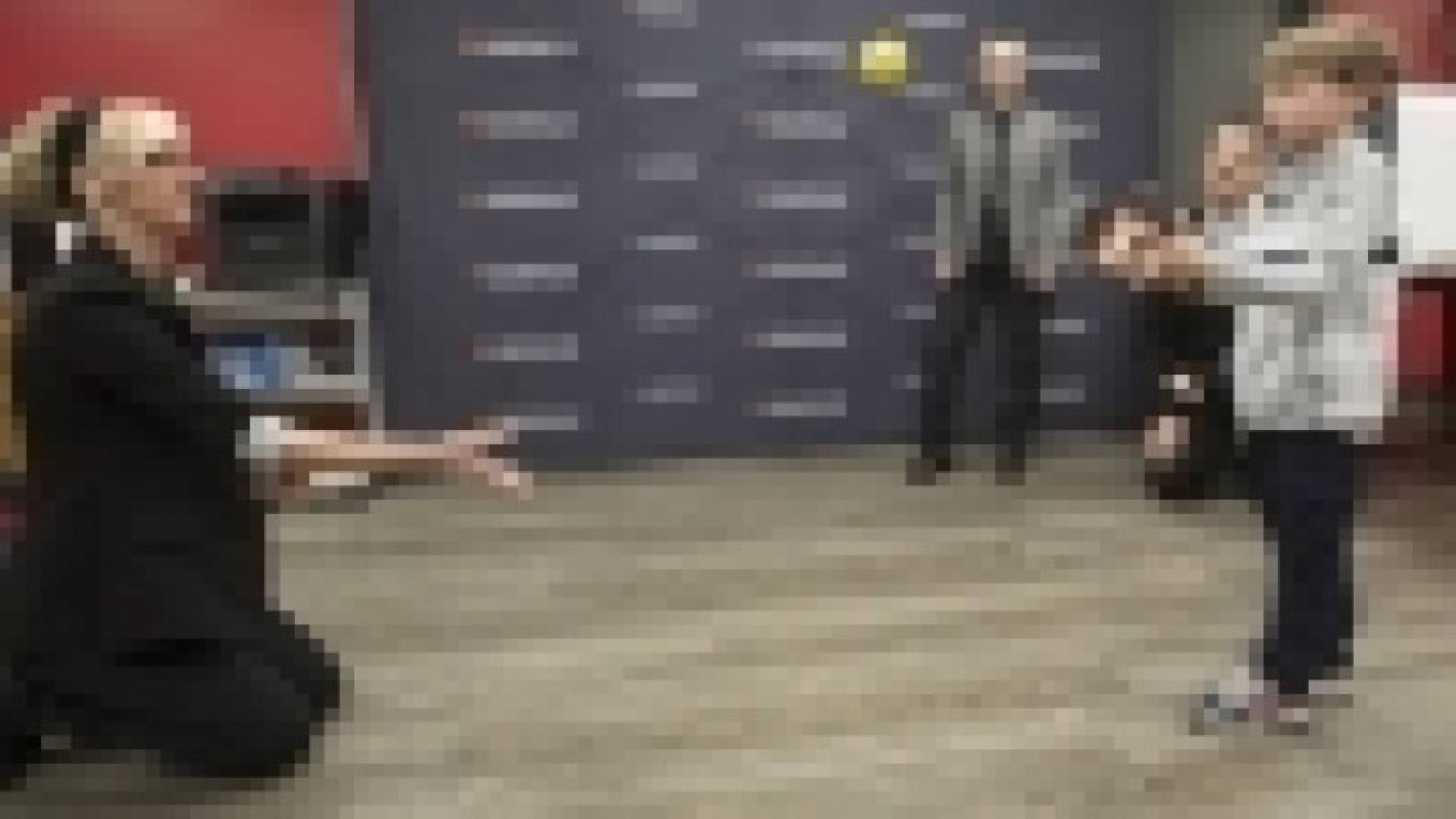 يد "خارقة" لطفل ولد بعاهة خلقية