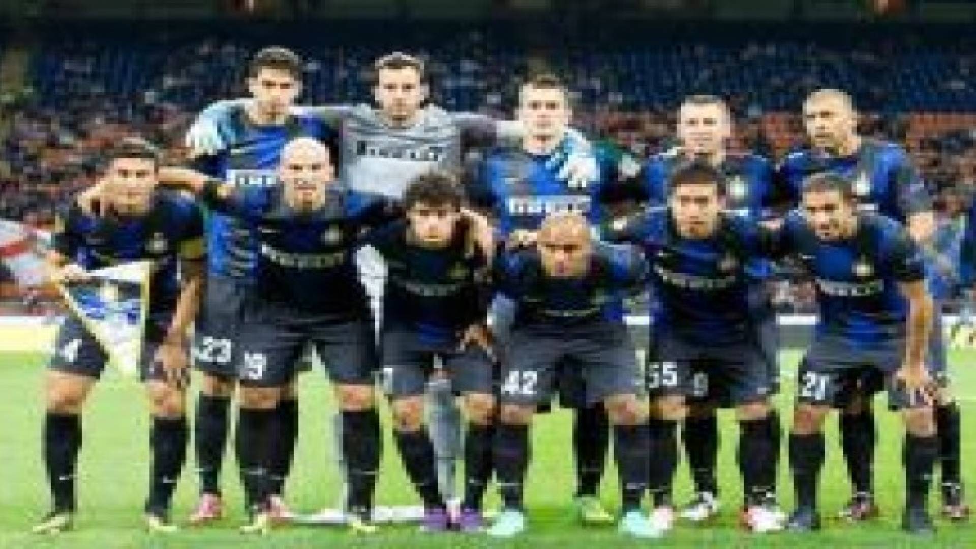 كأس إيطاليا: إنتر يتأهل لربع النهائي بثلاثية في كالياري