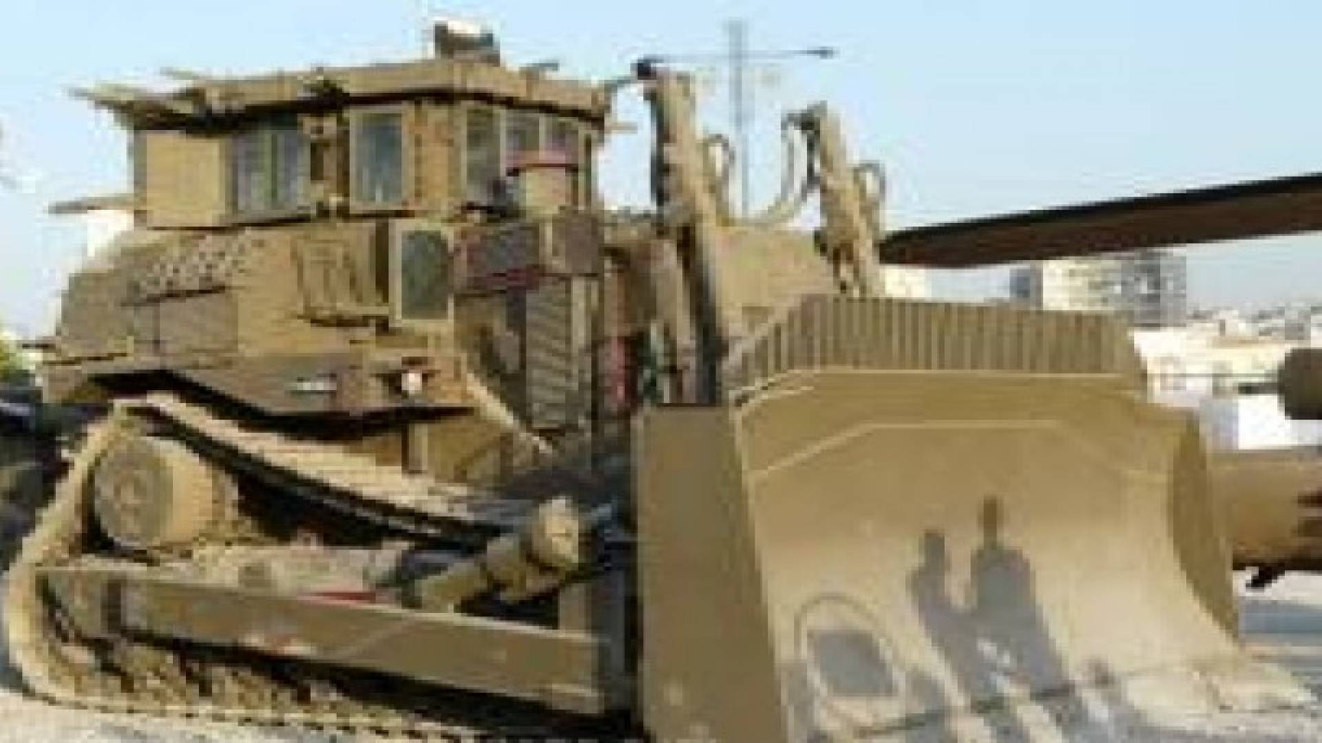 لبنان : جرافة إسرائيلية تخرق خط الإنسحاب في شبعا