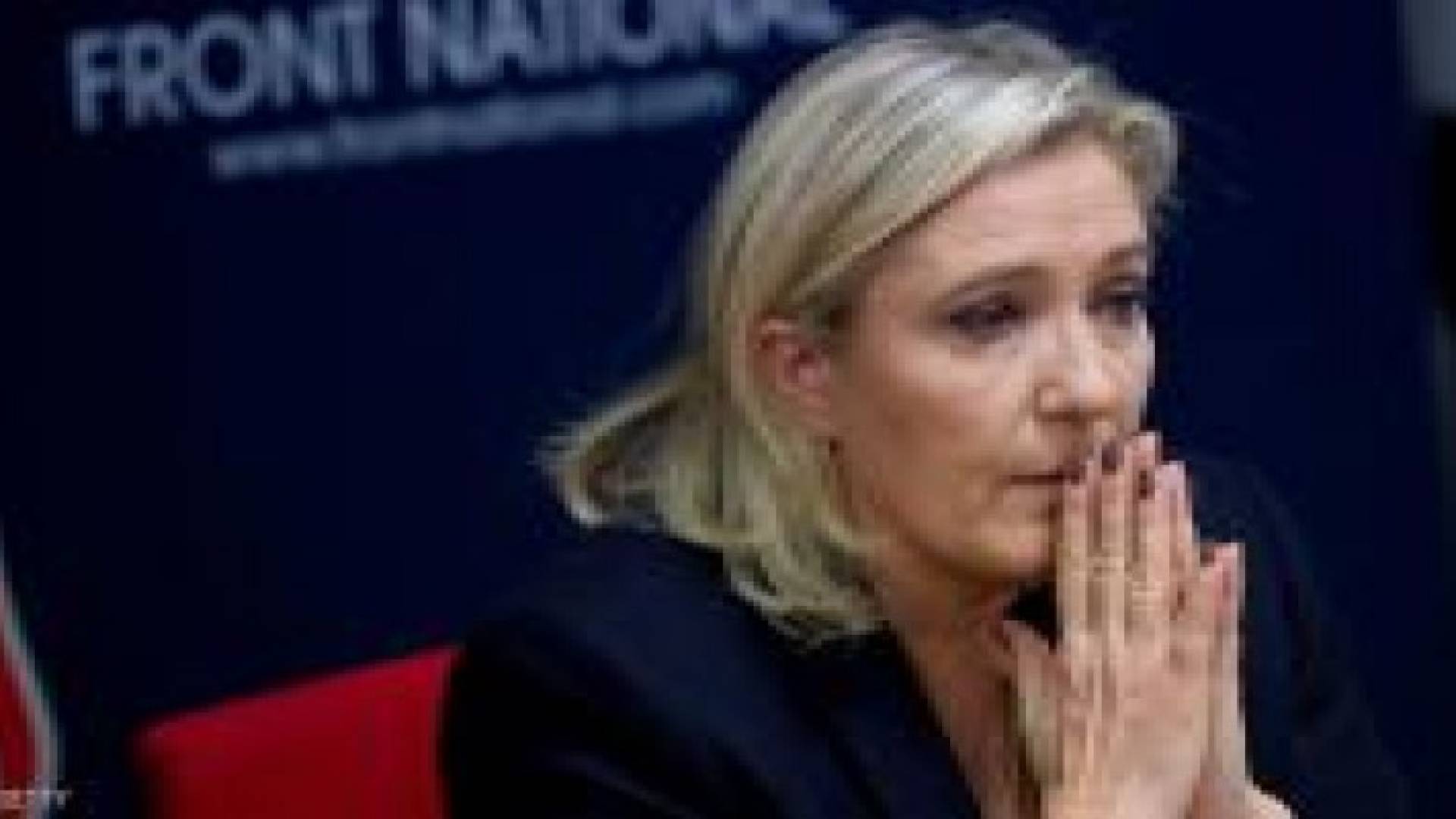 فتح تحقيق مع زعيمة حزب فرنسي .. والسبب صور لداعش