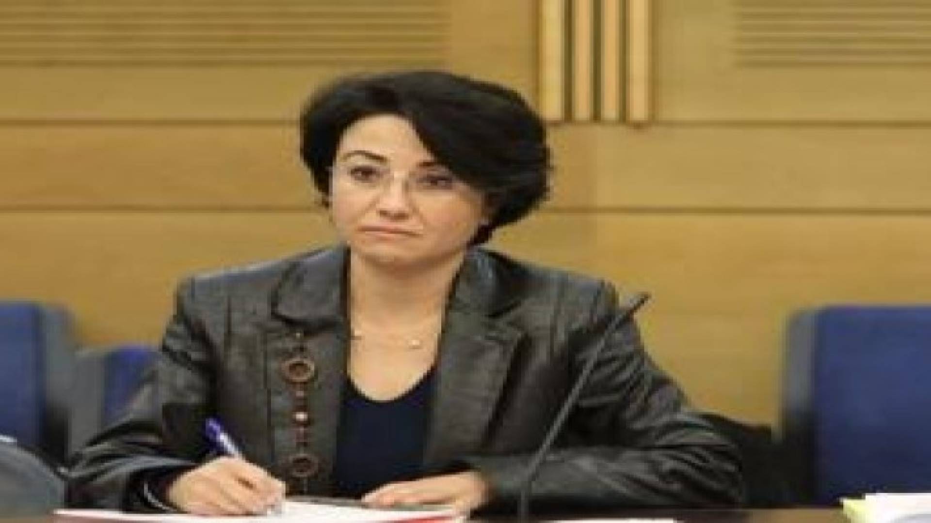 عضو الكنسيت الاسرائيلي الزعبي : مخطط شامل لـ"قصقصة" الحركة الفلسطينية بالداخل