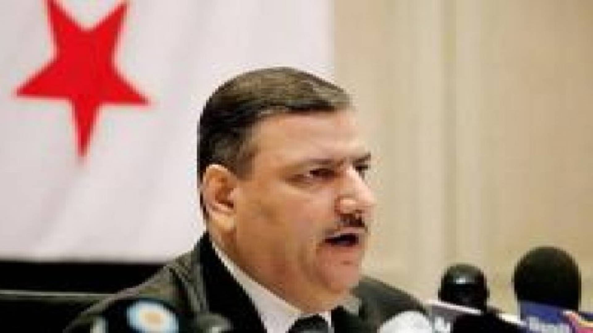 انتخاب رياض حجاب رئيسا للهيئة العليا للمعارضة السورية