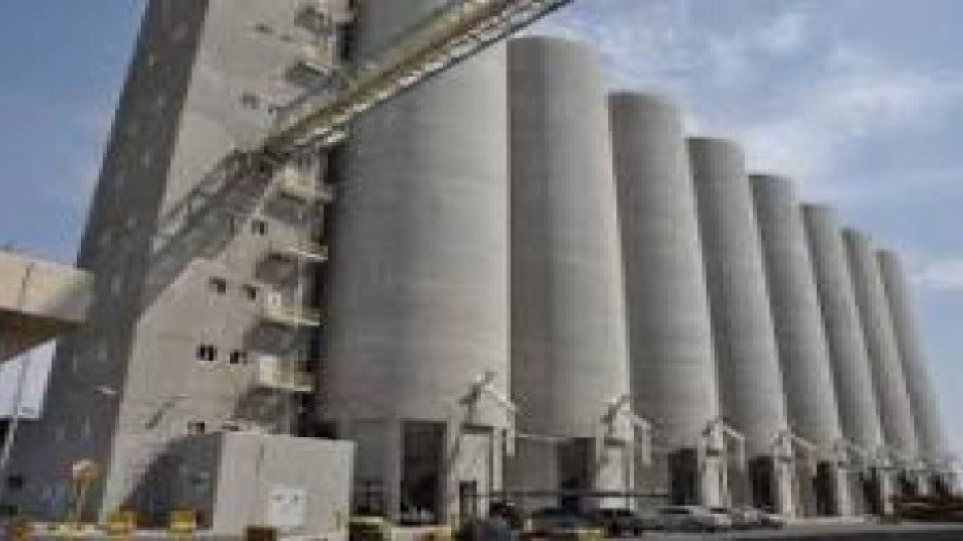 منحة إماراتية بقيمة 33 مليون دولار لتوسعة صوامع الحبوب الأردنية