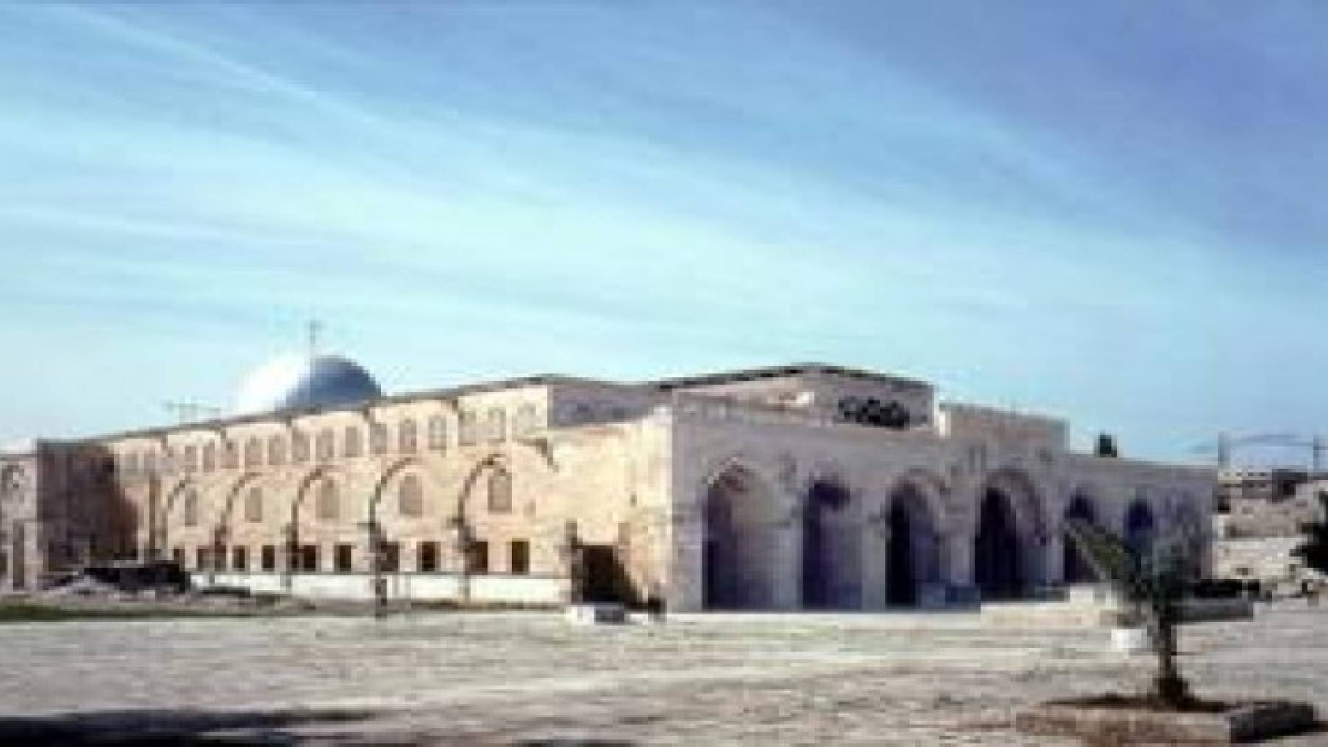 صبري: التشكيك بمكان الأقصى محاولة لقطع علاقة المسلمين بفلسطين