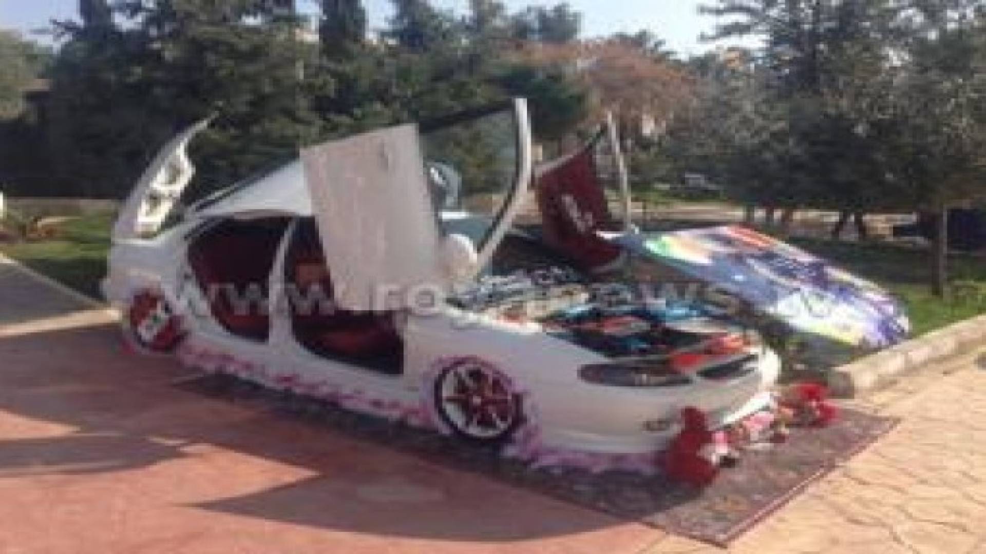 بالصور : مهرجان السيارات المعدلة في عبدون