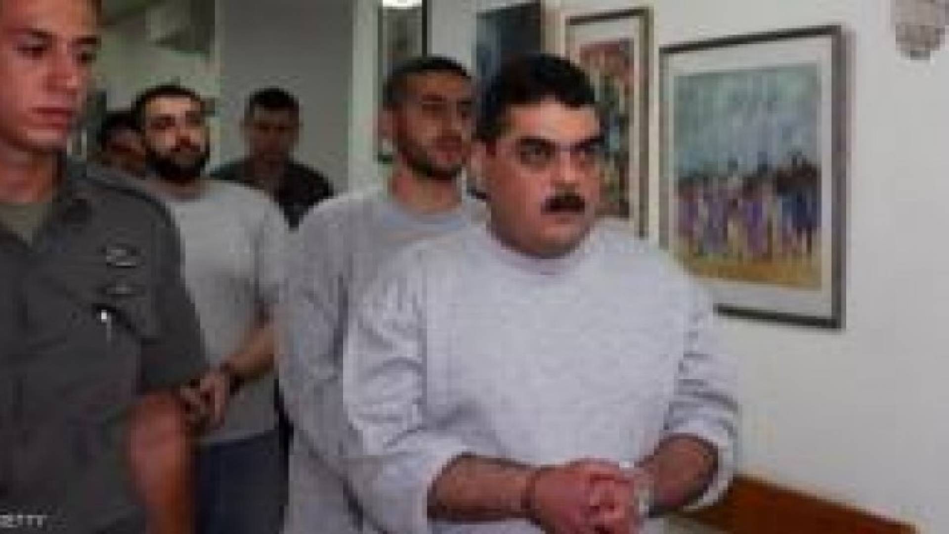 بالصور :مقتل الأسير اللبناني السابق سمير القنطار بغارة إسرائيلية