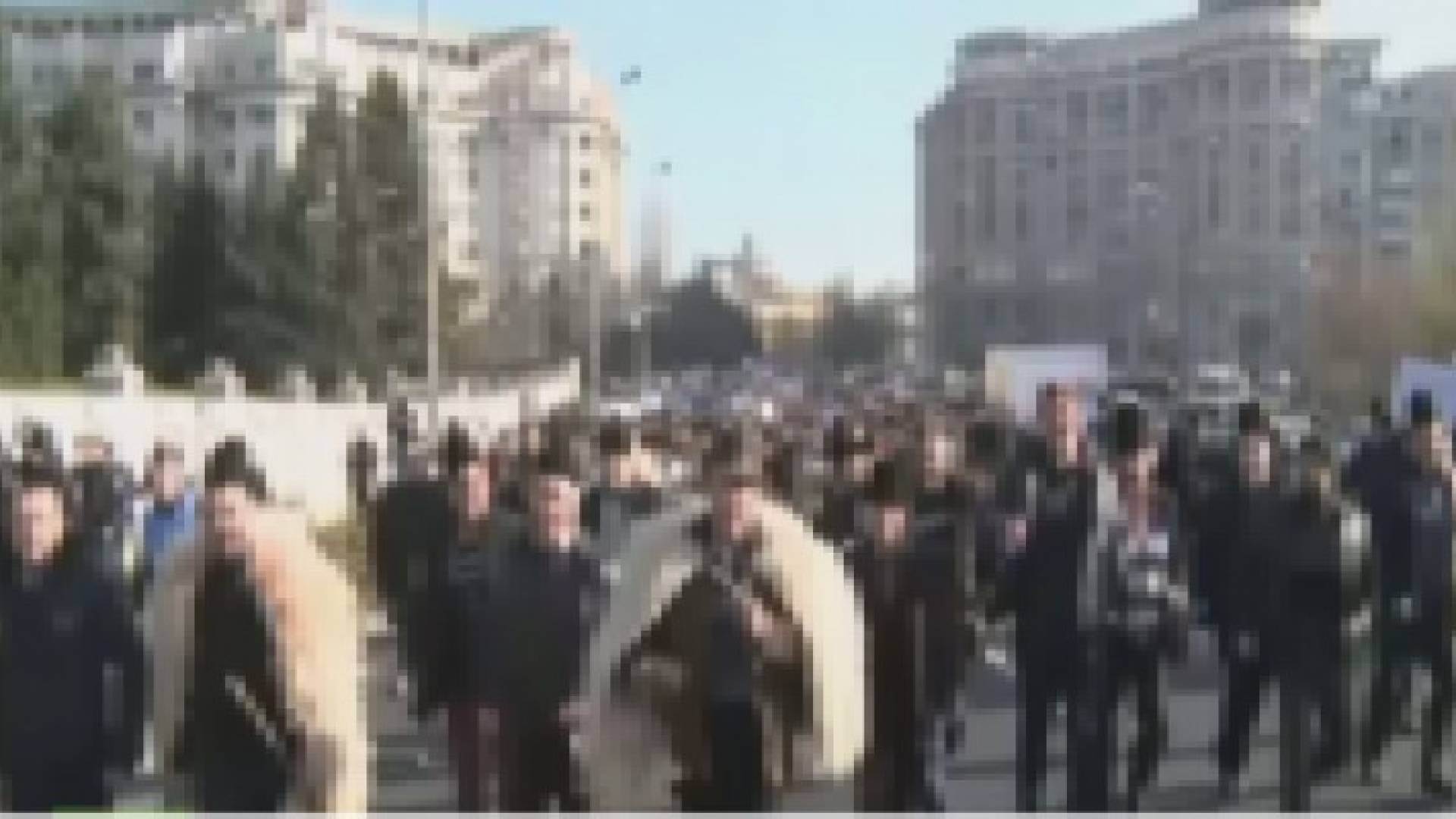 رعاة غنم رومانيون يقتحمون البرلمان احتجاجا على قانون جديد