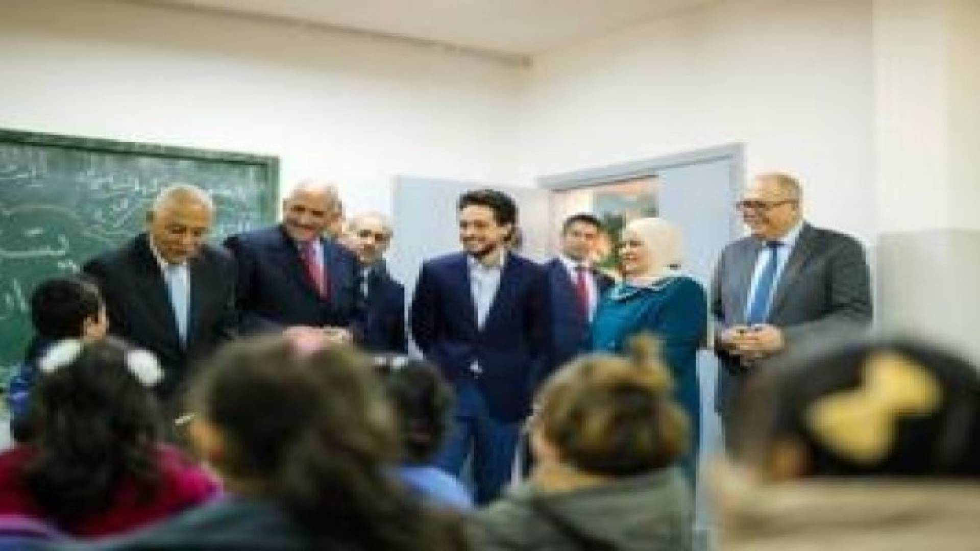 ولي العهد يدشن مشروع المبادرة الملكية لتدفئة المدارس الحكومية