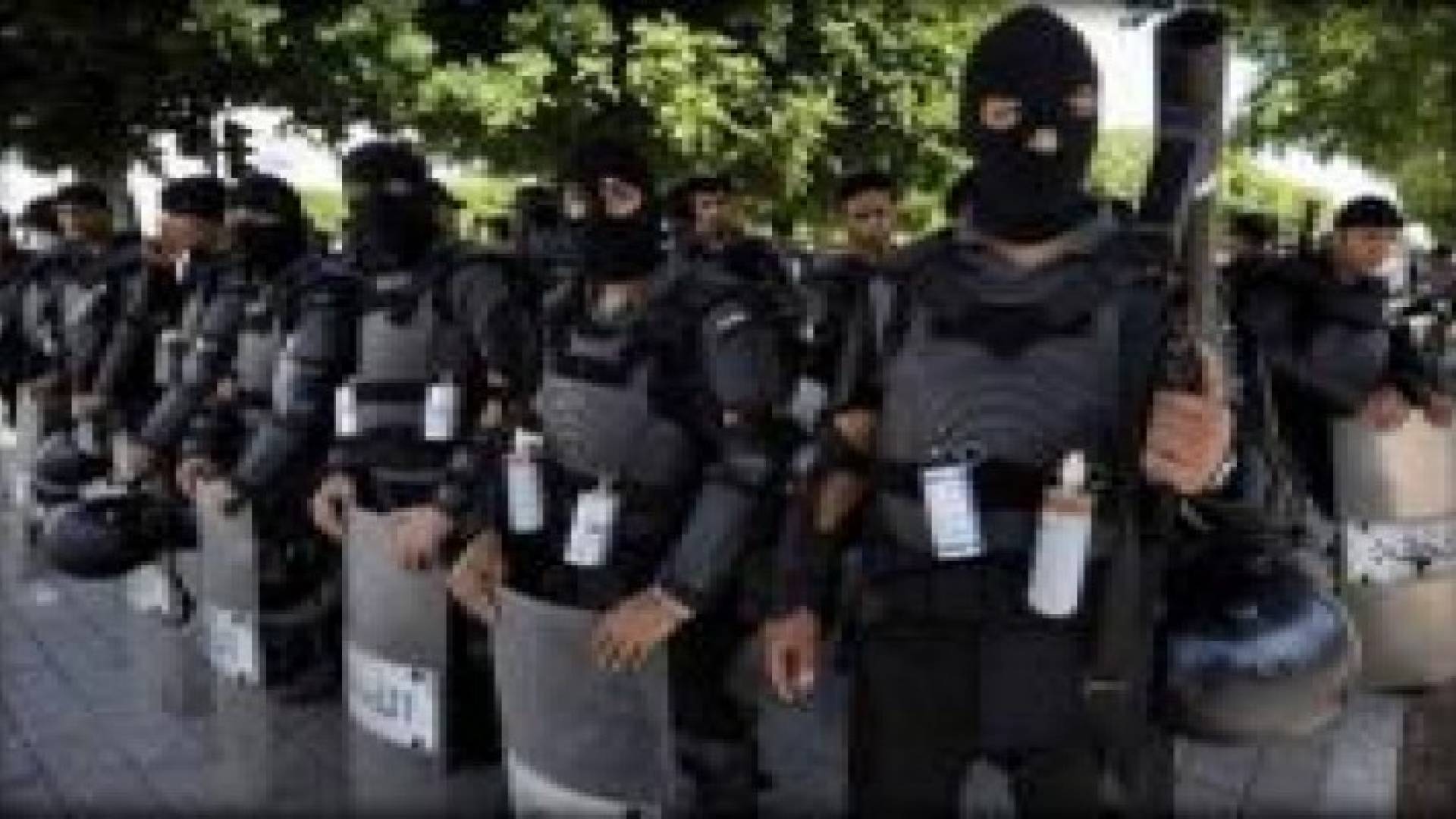 تونس ترفع درجة التأهب الأمني القصوى بمناسبة الاحتفالات بالاعياد