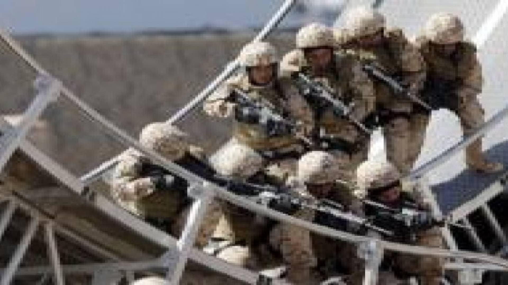 وزارة الداخلية الإماراتية تضبط باخرة إيرانية تهرب الأشخاص والمخدرات