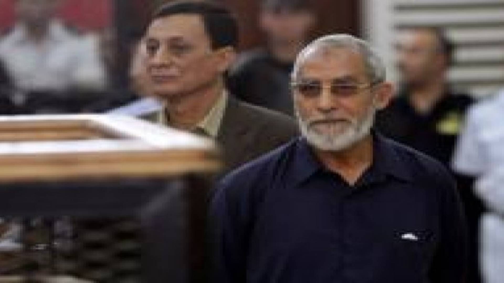 مصر: السجن 10 سنوات للمرشد العام للإخوان والمؤبد لـ 90 آخرين