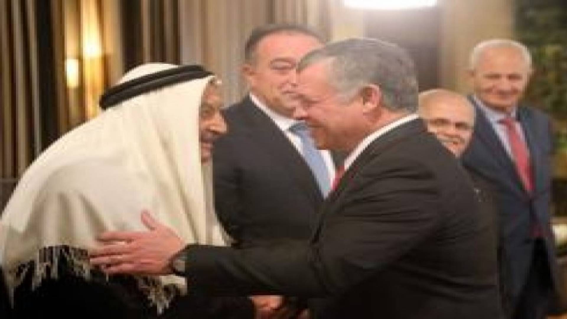 الملك: لا خوف لدى الأسرة الأردنية " مسلمين ومسيحيين " من المستقبل