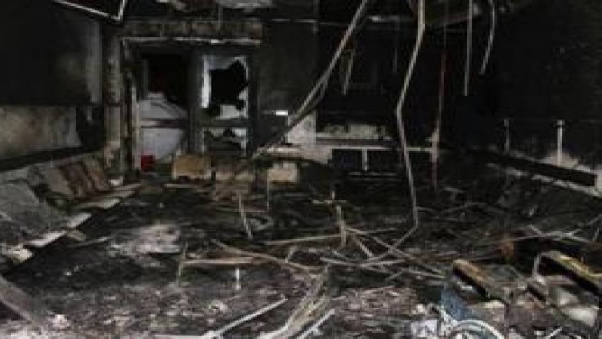 وفاة 31 شخص في حريق مستشفى في السعودية - صور