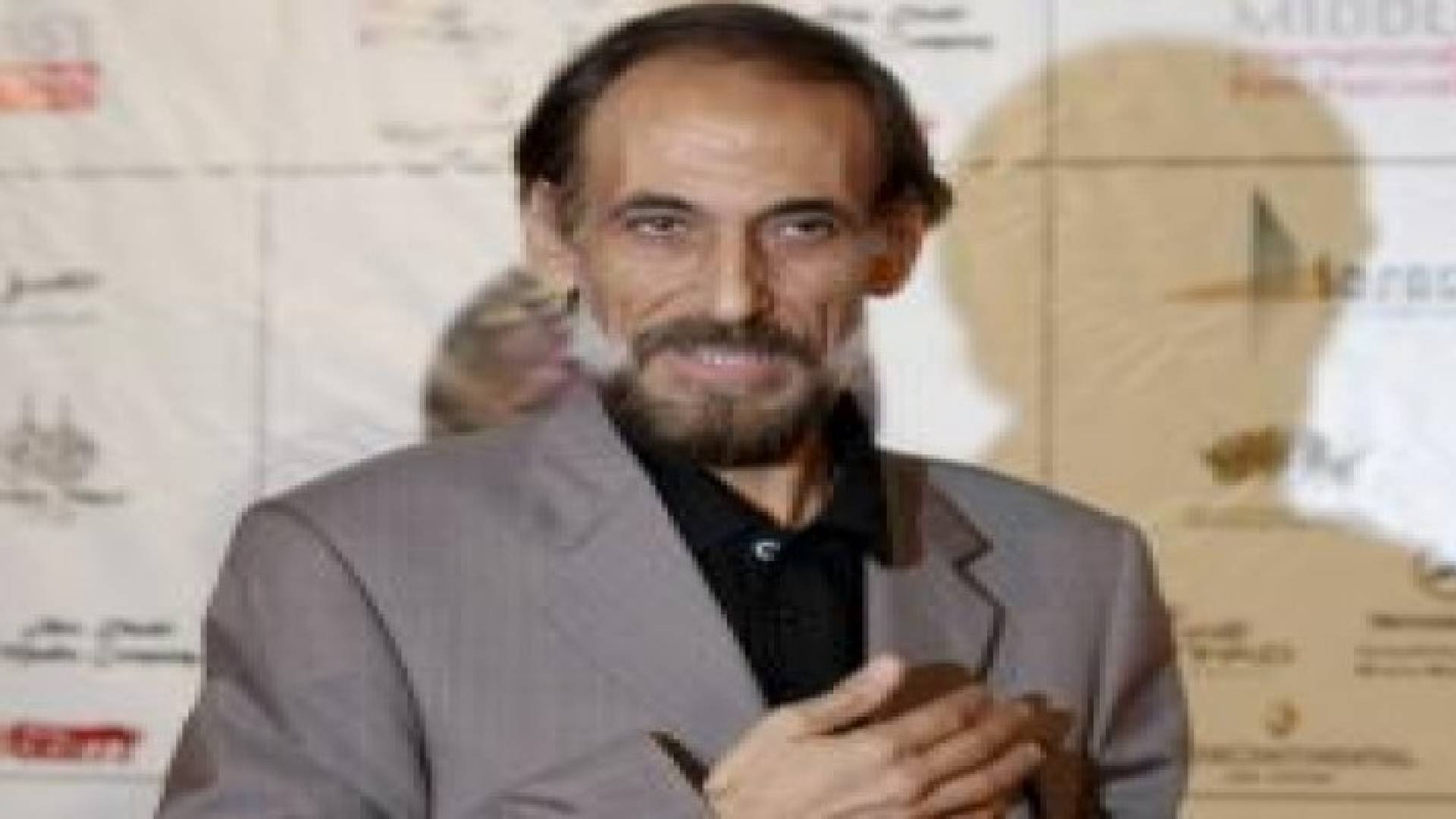 غسان مسعود ينفي خبر وفاته ويهاجم "فيسبوك"