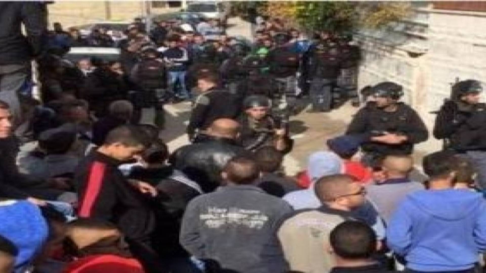 اقتحام منزل الشهيد الغزالي والعائلة تنفي رواية الاحتلال