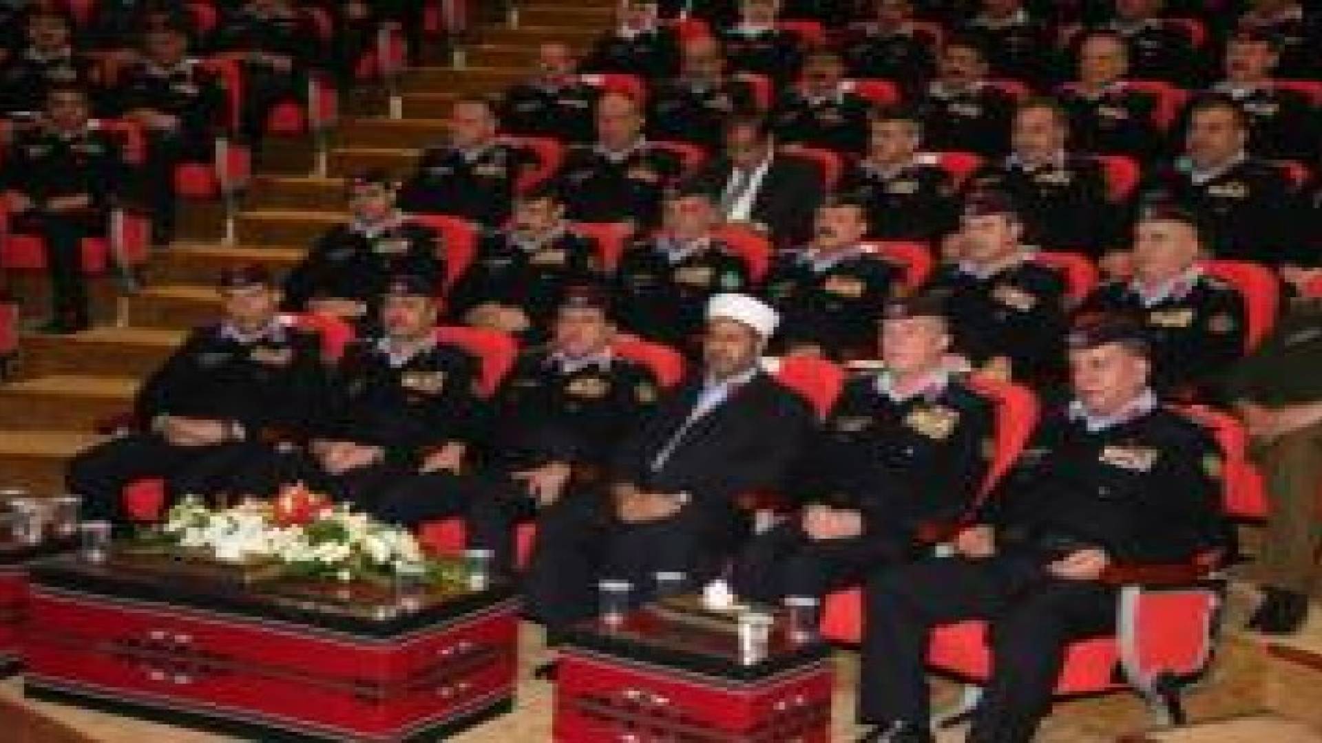 الأمن العام يحتفل بذكرى المولد النبوي الشريف