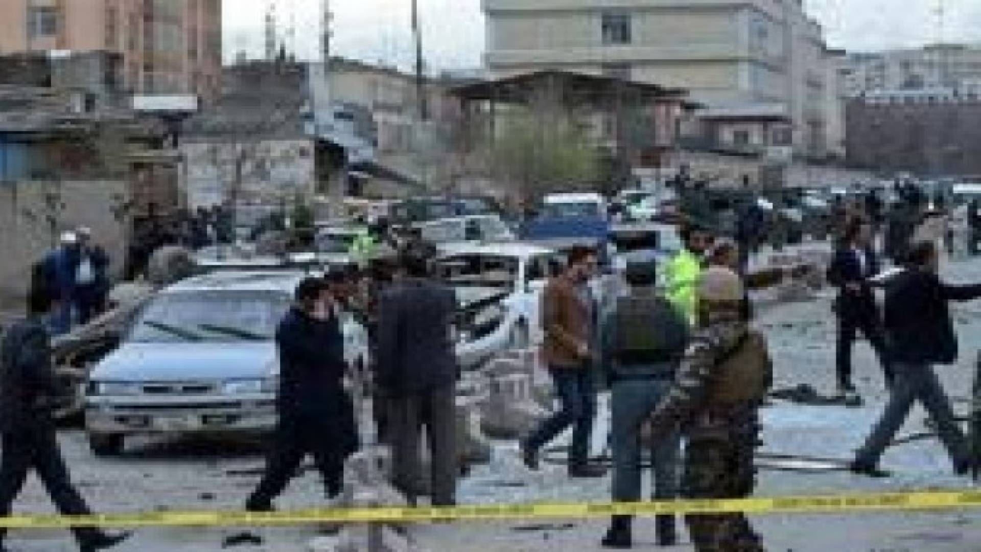 قتيل و4 اصابات في انفجار سيارة مفخخة قرب مطار كابول