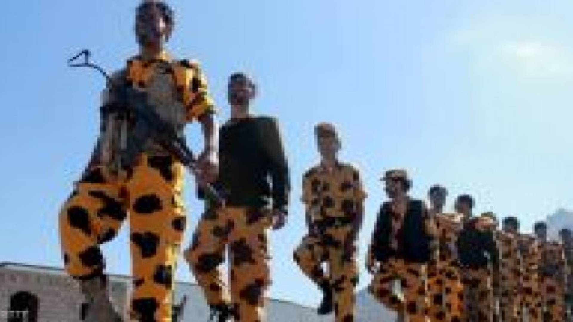 التحالف يقصف قاعدة الديلمي في صنعاء