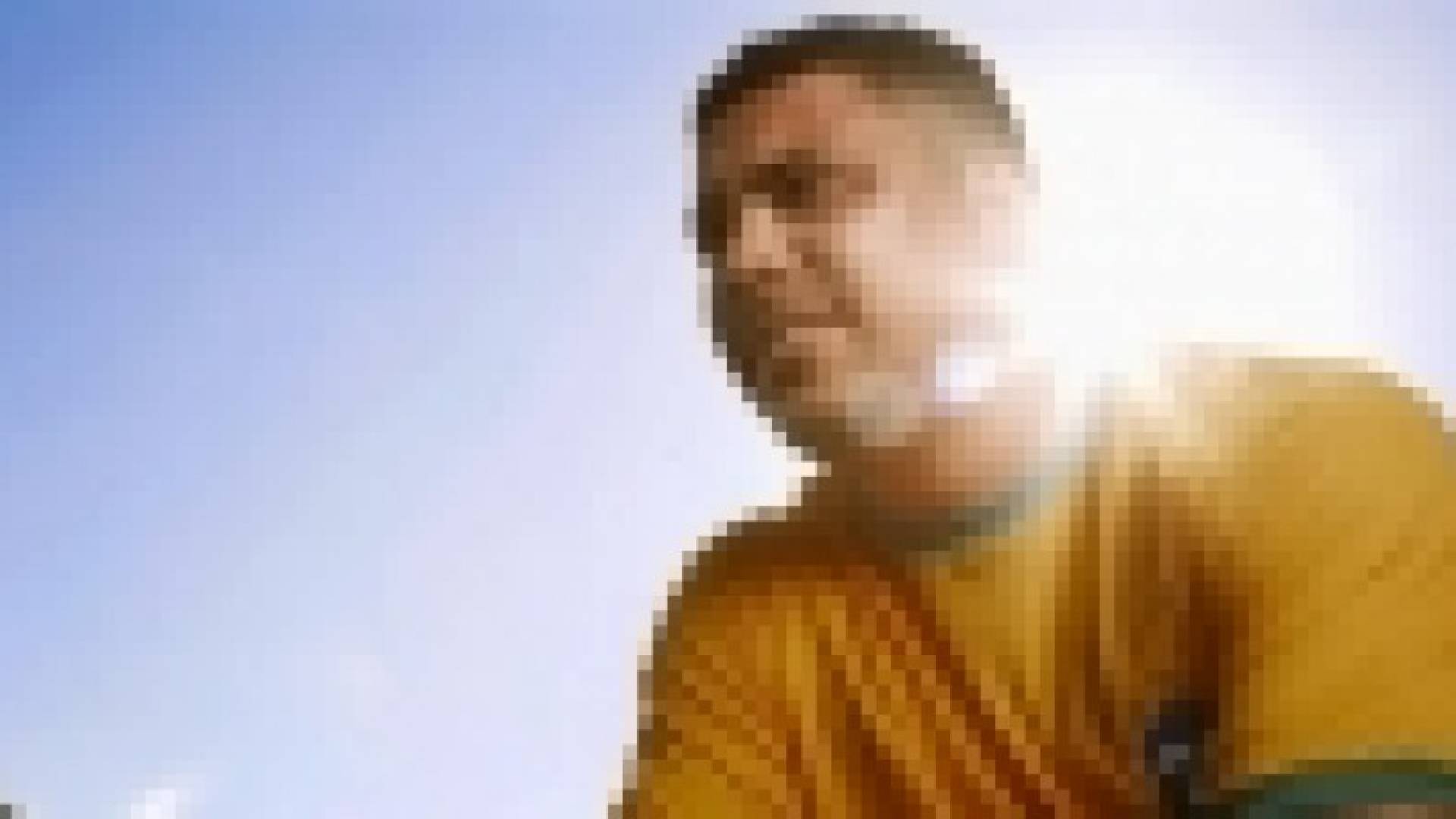 "الظاهرة" رونالدو: ميسي من عالم آخر.. وأفضله على كريستيانو