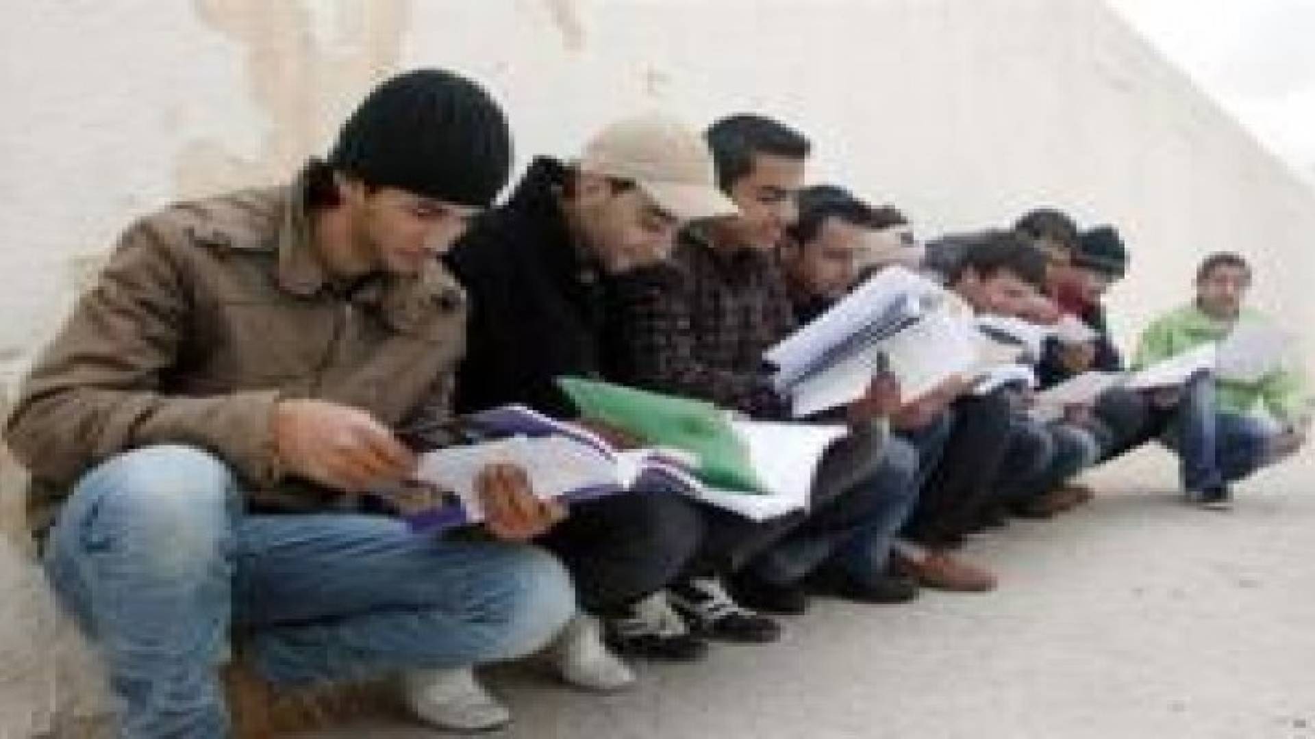 14 ألف مراقب على توجيهي " الدورة الشتوية "